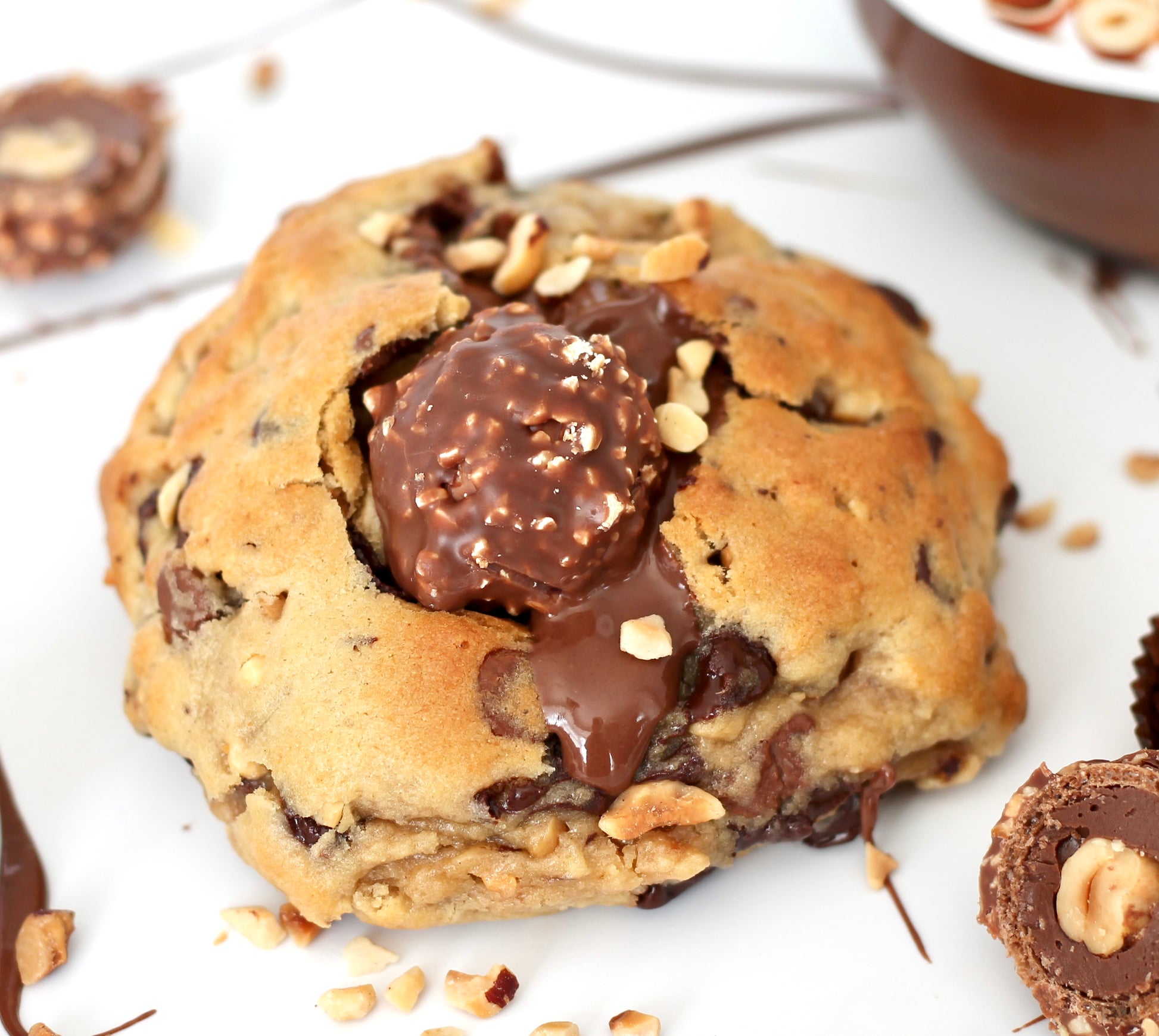 The Nut Hella Good – Festive New York style cookie filled with Nutella, roasted hazelnuts, and Belgian milk chocolate chips. Great as a holiday gift or postal cookie treat.